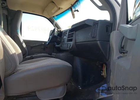 2016 Chevrolet Express 2500 Work Van from USA, damaged, VIN 1GCWGAFF4G1118399